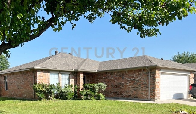 Primary Photo - Beautifully Maintained 3/2/2 in NORTHWEST ISD For Rent!