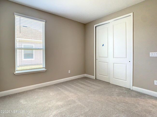 Building Photo - 380 Brybar Dr