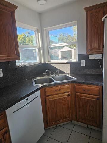 Building Photo - 1609 Savannah St