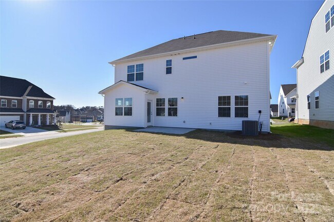 Building Photo - 261 Abersham Dr