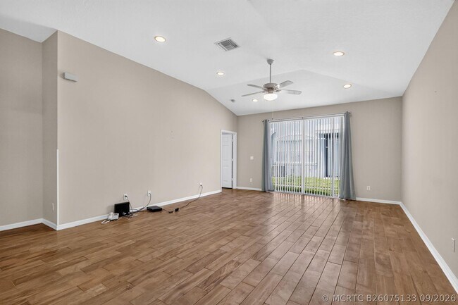Building Photo - 4948 Fulton St