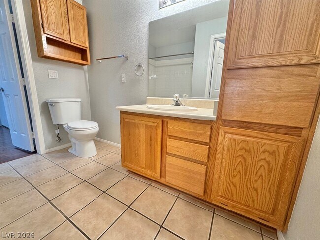 Building Photo - 1563 Lake Placid Terrace