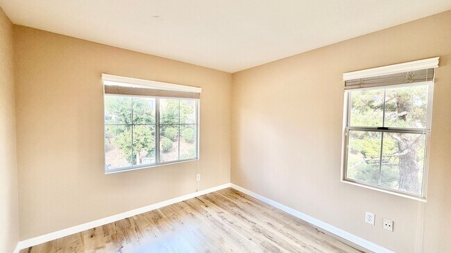 Building Photo - Beautifully Updated and Upgraded Two-Story in Bonsall, Water/Trash/Landscaping Included in Rent, ...