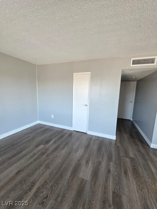 Building Photo - 1089 E Desert Inn Rd