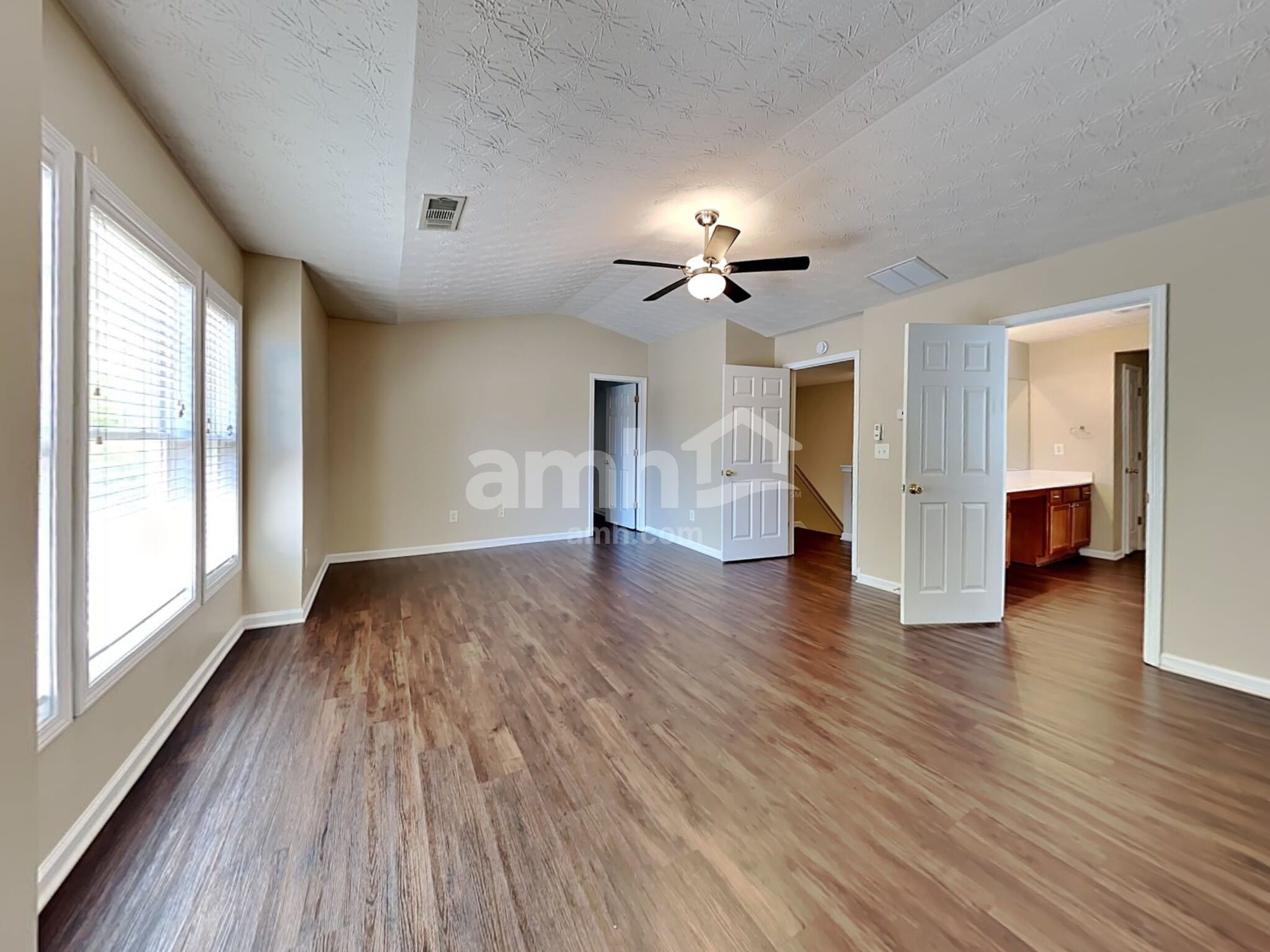 Building Photo - 311 Barberry Pl