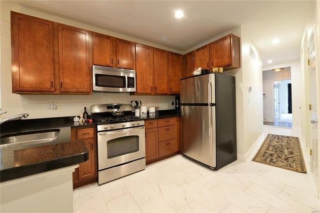 Building Photo - 4317 Maryland Ave