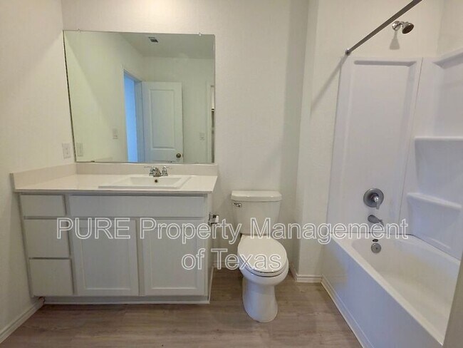 Building Photo - 256 Northern Pintail Dr