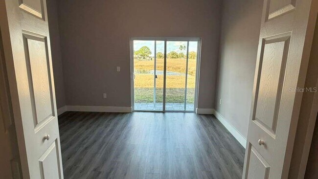 Building Photo - 6805 Heavitree Dr