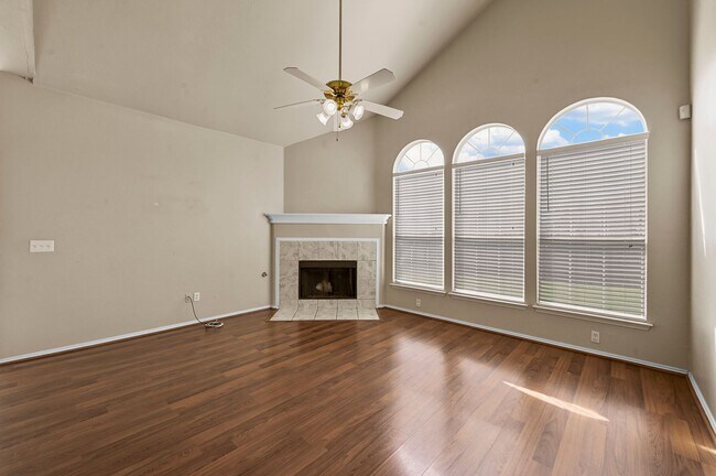 Building Photo - Spacious 4 Bedroom Home in Plano ISD Located in Bristol Pointe Estates.