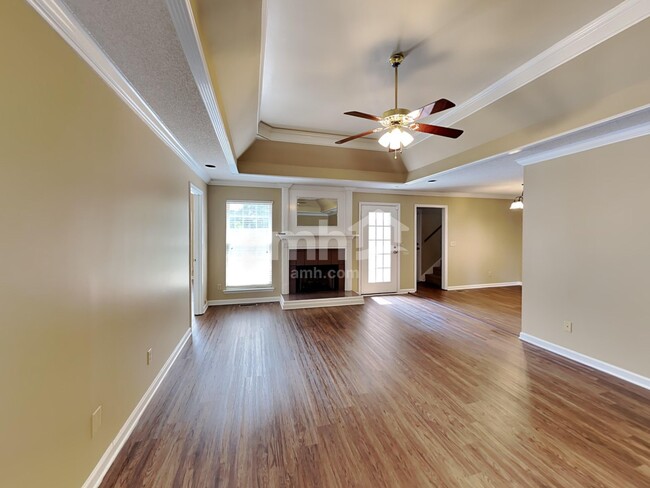 Building Photo - 113 Cedar Forest Dr