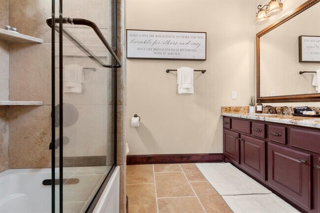 Building Photo - 106 La Vie Dr