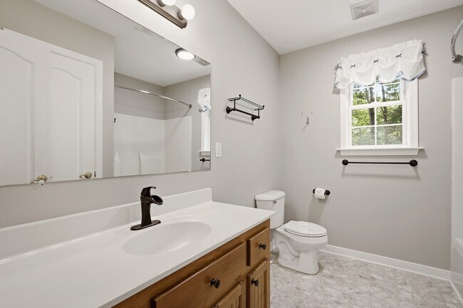 Building Photo - 4908 Stoney Creek Pkwy