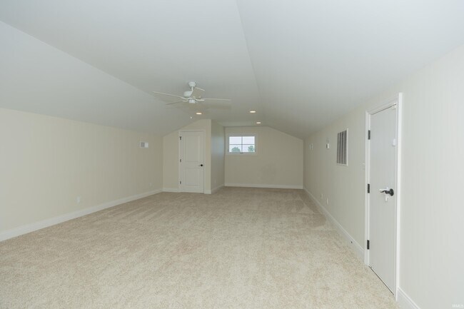 Building Photo - 3390 White Oak Trl