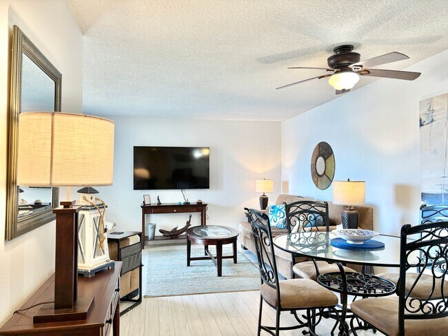 Building Photo - 1-Bedroom + 1 Bathroom Condo | Channel Islands Waterfront | Monthly Furnished Rental