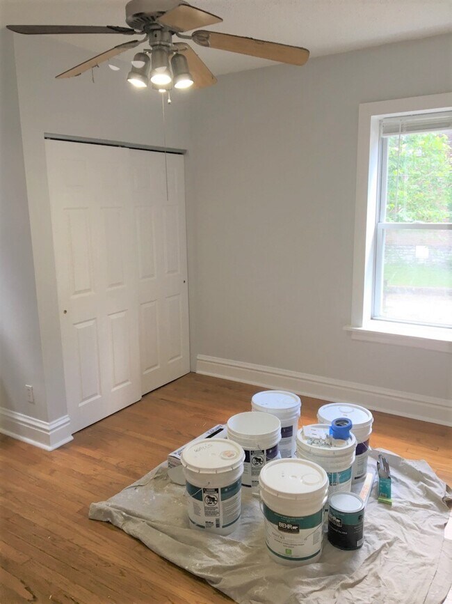 Bedroom - 4540 Flad Ave