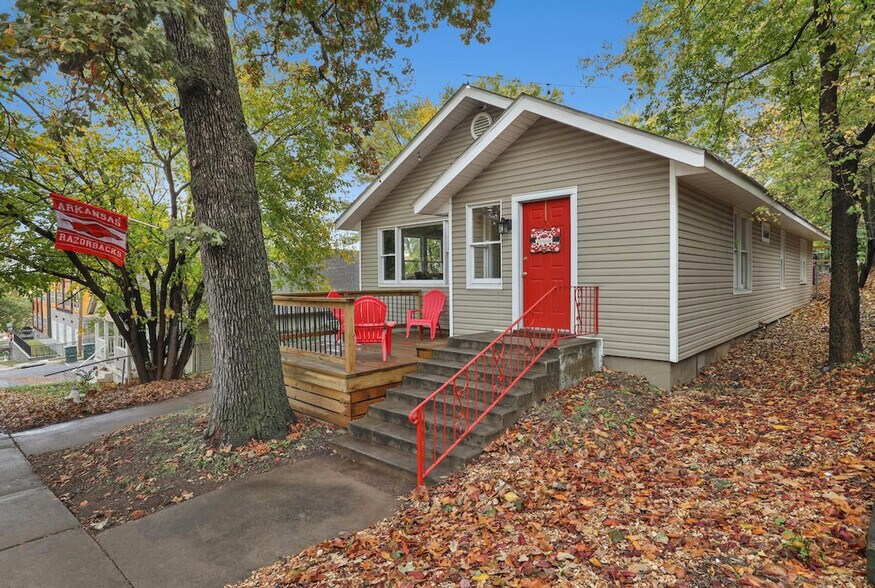 Building Photo - 820 Garland Ave
