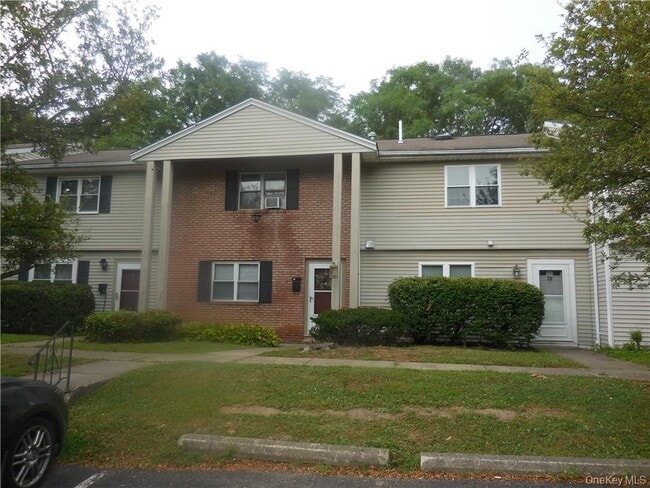 Primary Photo - 28 Marshall Dr