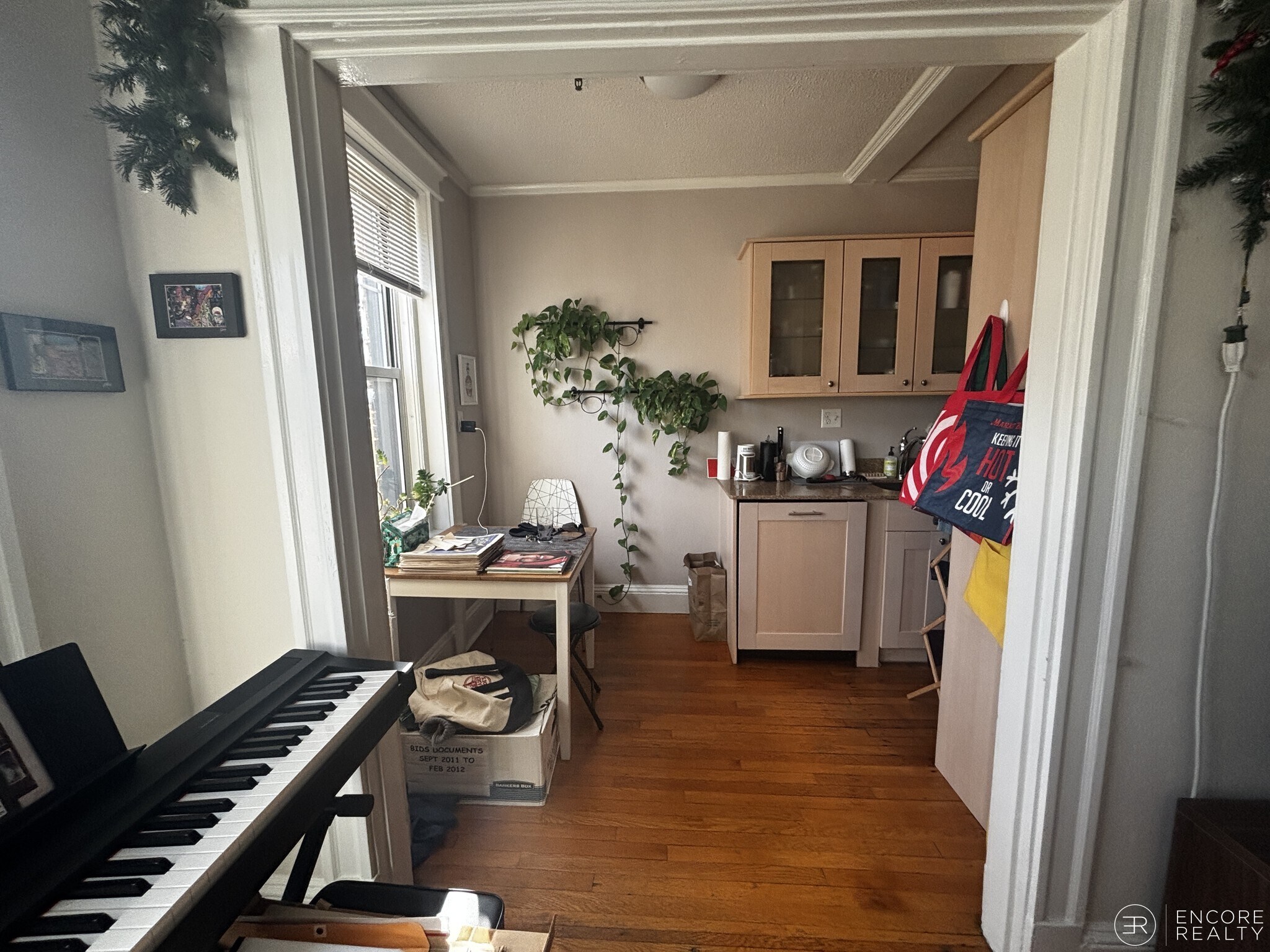 Building Photo - 110 Riverway