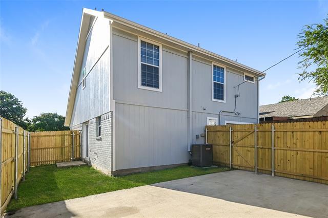 Building Photo - 10423 Shayna Dr