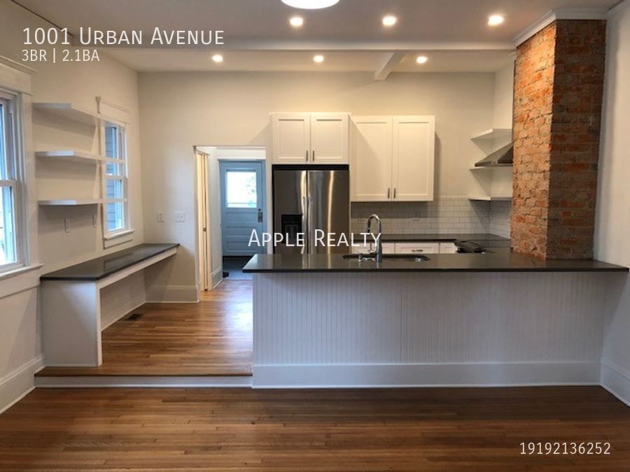 Building Photo - 1001 Urban Ave