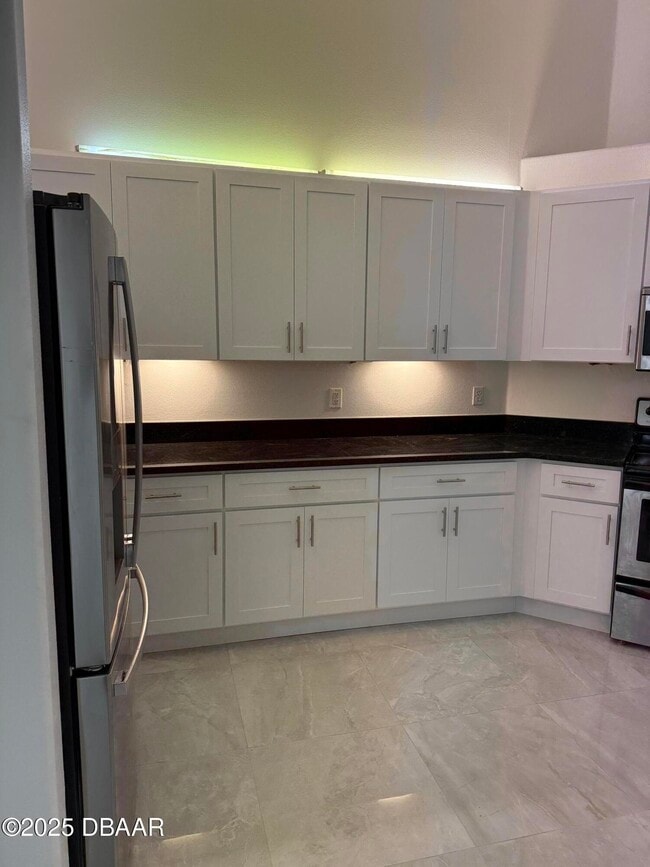 Building Photo - 3727 Sunrise Oaks Dr