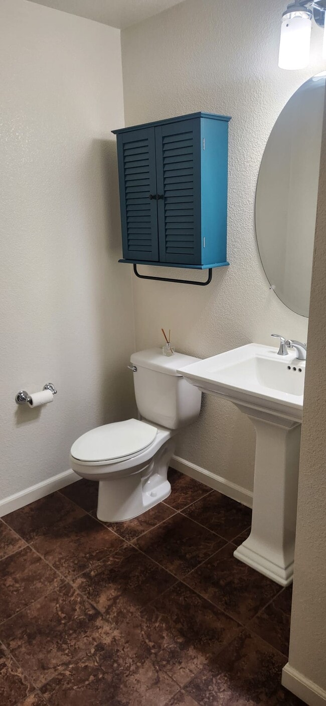 Building Photo - 40916 Gramercy Terrace