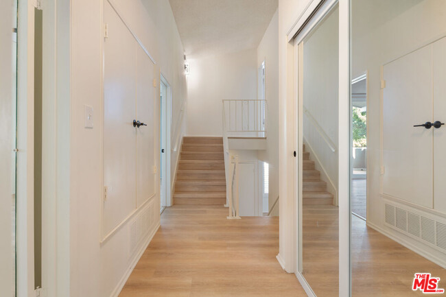 Building Photo - 1134 23rd St