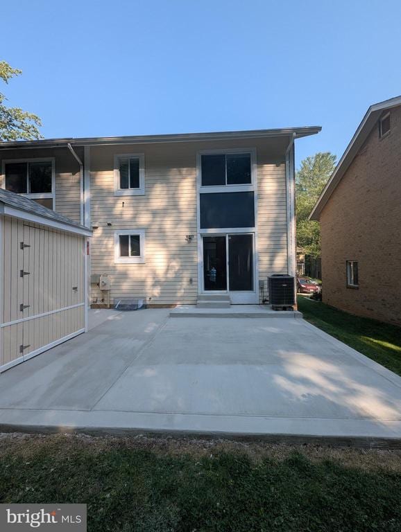 Building Photo - 14430 Pebble Hill Ln