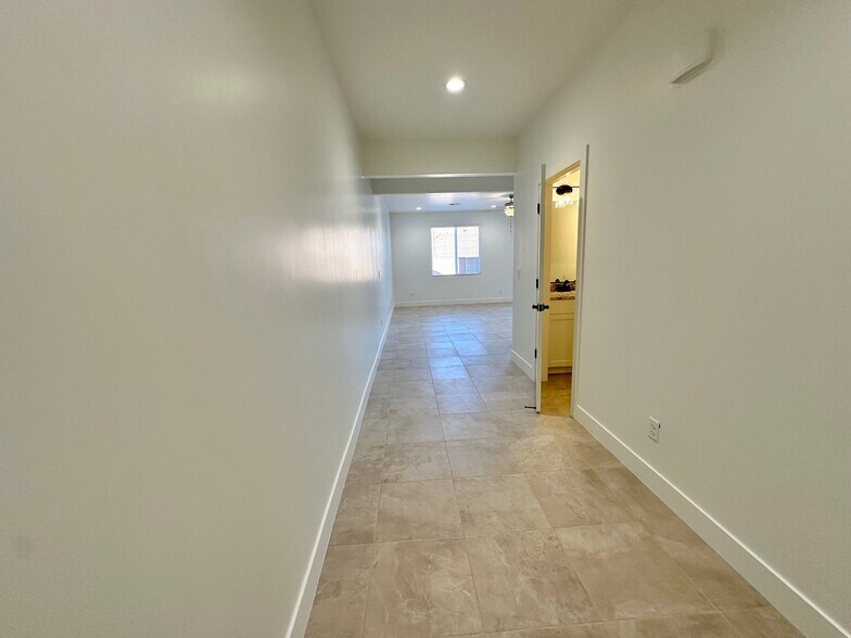 Building Photo - 127 N 2480 W