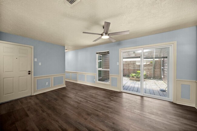 Building Photo - 14107 Woodnook Dr