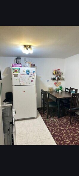 Building Photo - 7 Glenda Dr