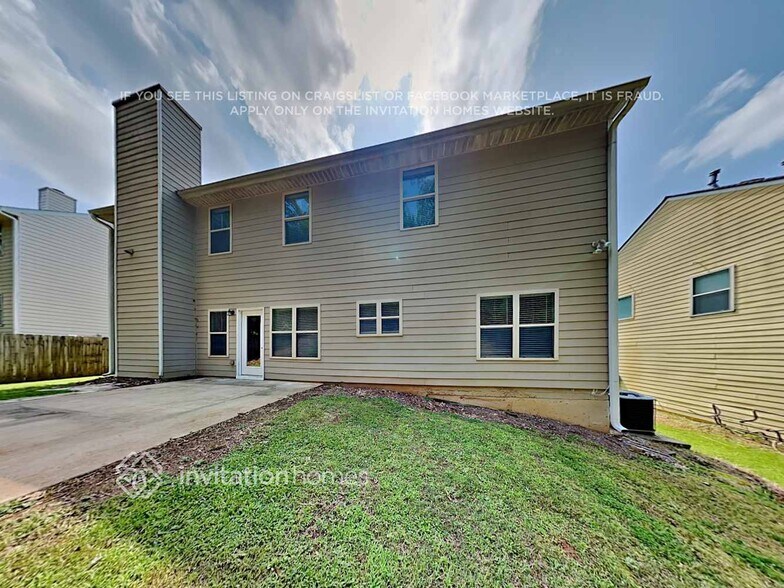 Building Photo - 3570 Falling Leaf Ln