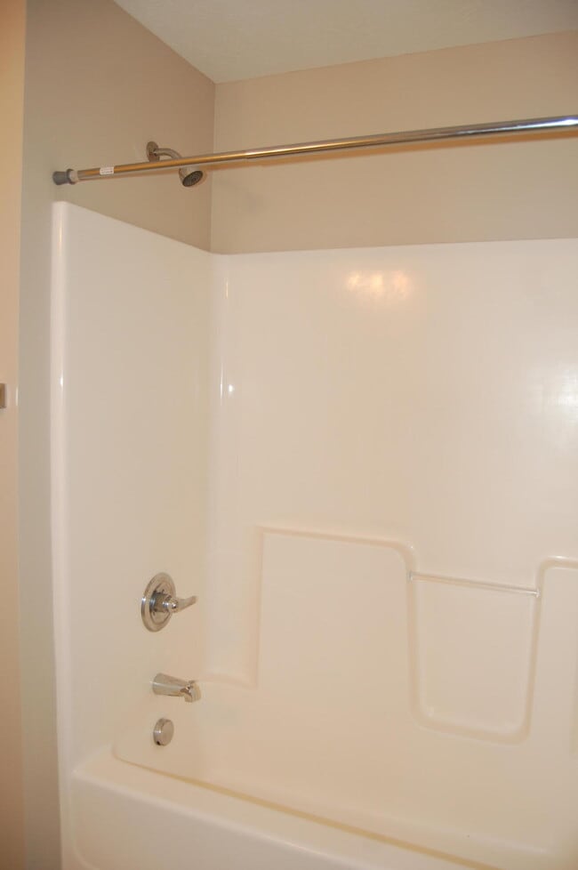 Building Photo - 167 Fox Haven Dr