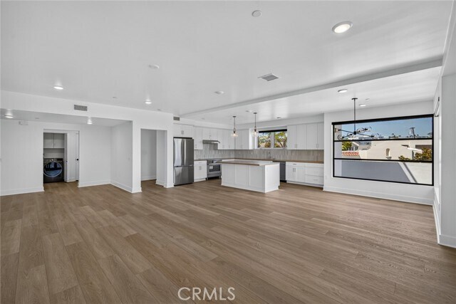 Building Photo - 24722 Del Prado Ave