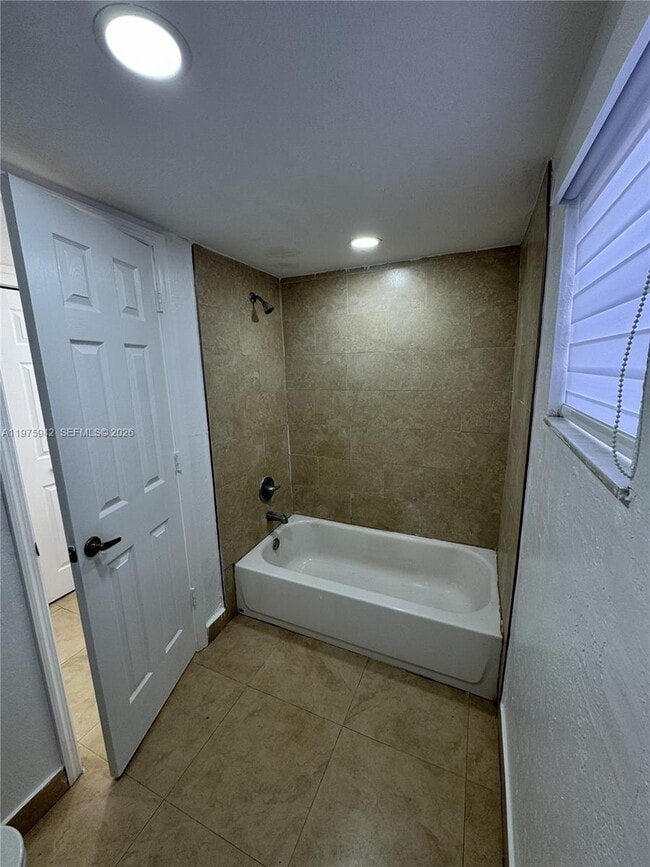 Building Photo - 8341 SW 148th Pl