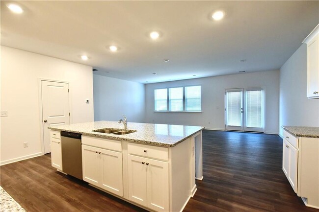 Building Photo - 140 Star Ct