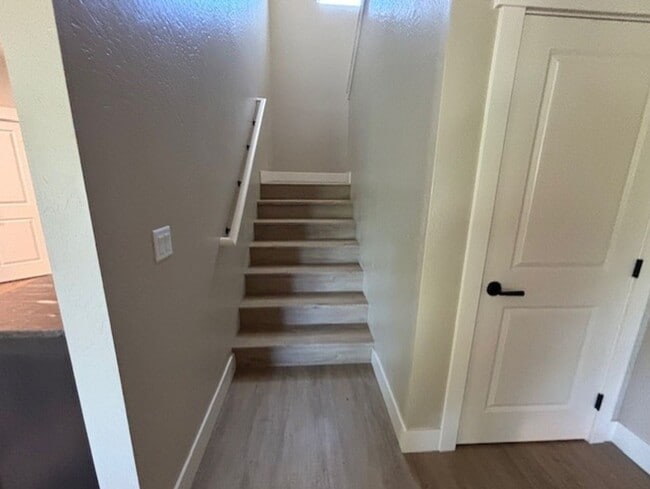 Building Photo - 3 bed 2 bath  Home for Rent in Talent
