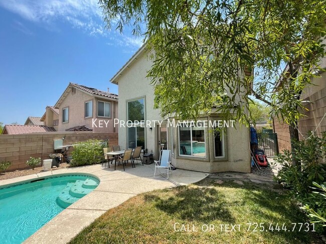 Building Photo - Summerlin Gated 3 Bedroom Home with Pool