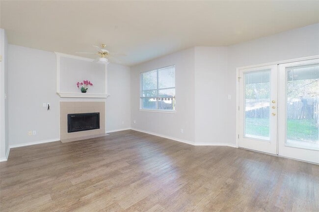 Building Photo - 1200 Gingerlily Cove