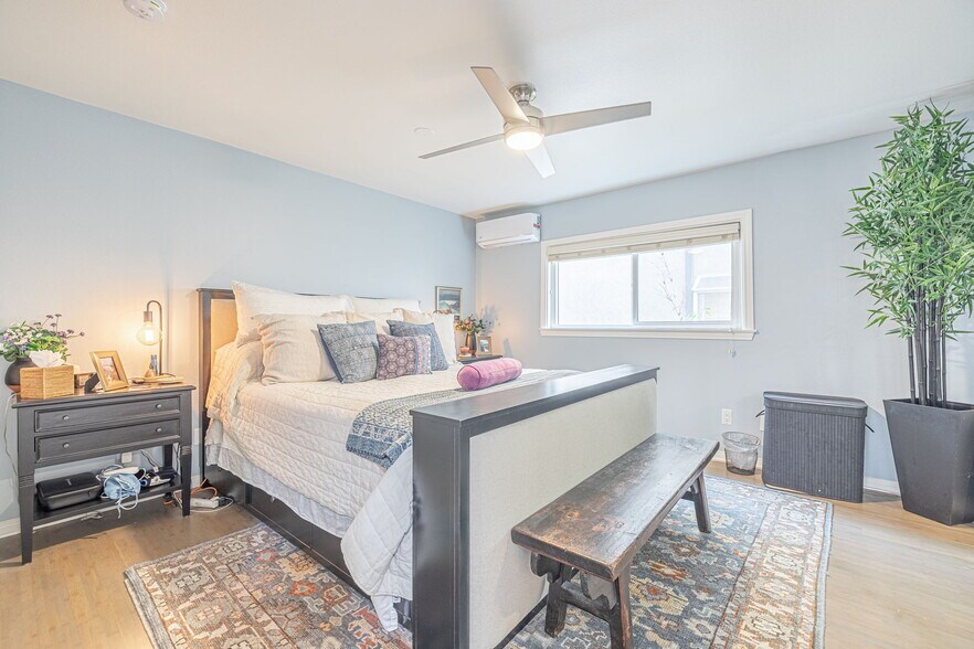 Bedroom 1 - 127 Galleon St