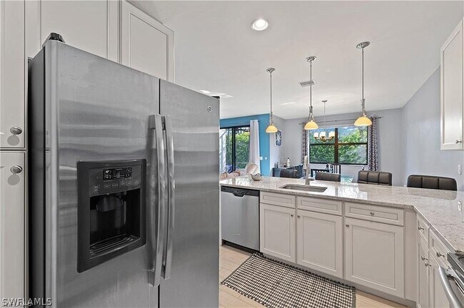 Building Photo - 15800 Portofino Springs Blvd