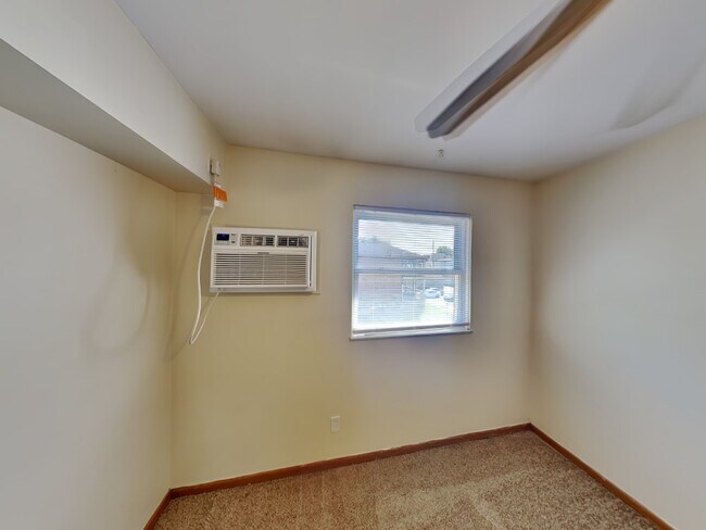 Building Photo - 31 Chittenden Ave