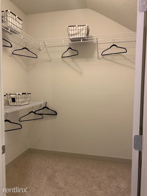 Building Photo - 2 br, 2 bath  - 3710 Maguire Blvd