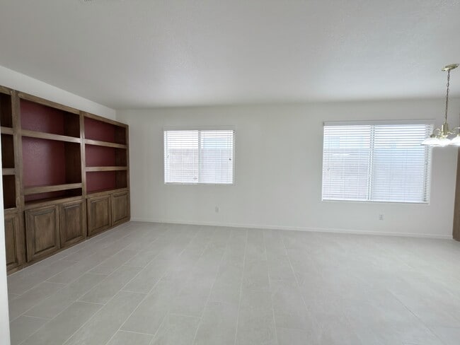 Building Photo - 8232 Fame Ave