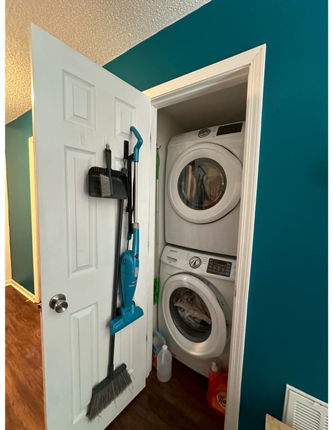 Building Photo - 2 bedroom condo across from UGA's Health and Science campus pre lease