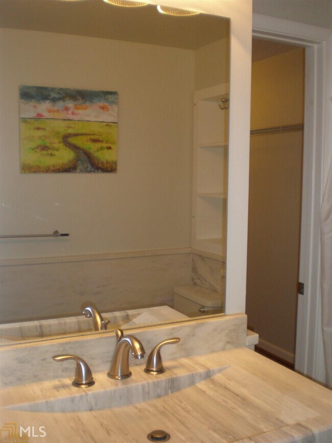 Building Photo - 1962 Spectrum Cir