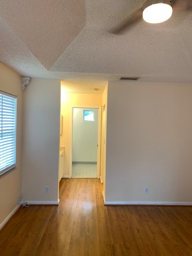 Building Photo - 9840 NW 28th Ct