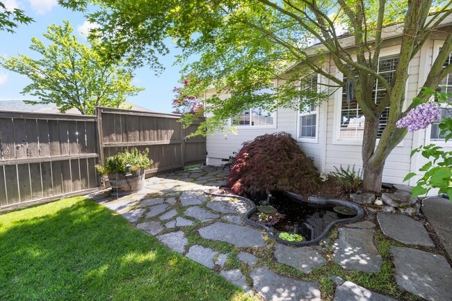 Building Photo - 3511 Blue Blossom Dr