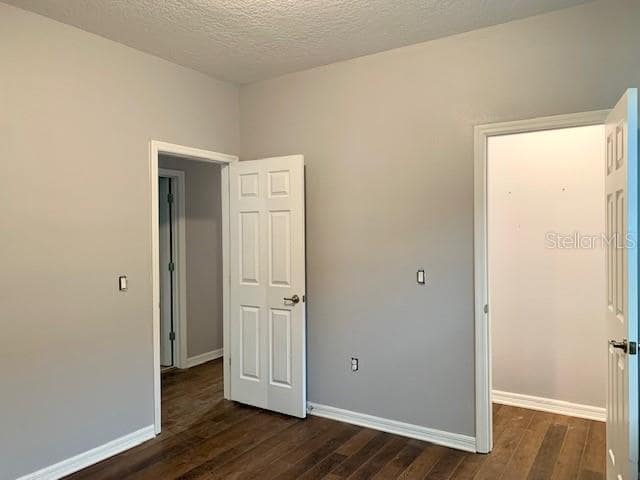 Building Photo - 11049 Bagley Aly