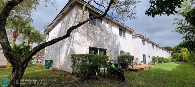 Building Photo - 7661 Tamarac Island Cir